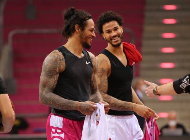 个球队在积 个球队在积