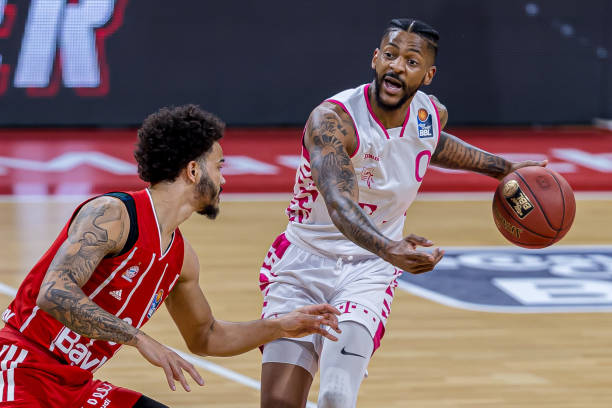 球员能接触 球员能接触