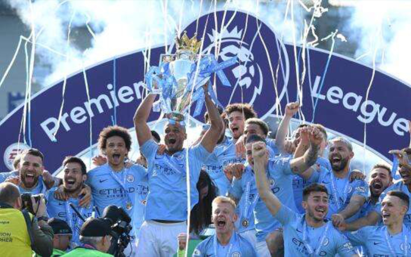 成功地将青 成功地将青